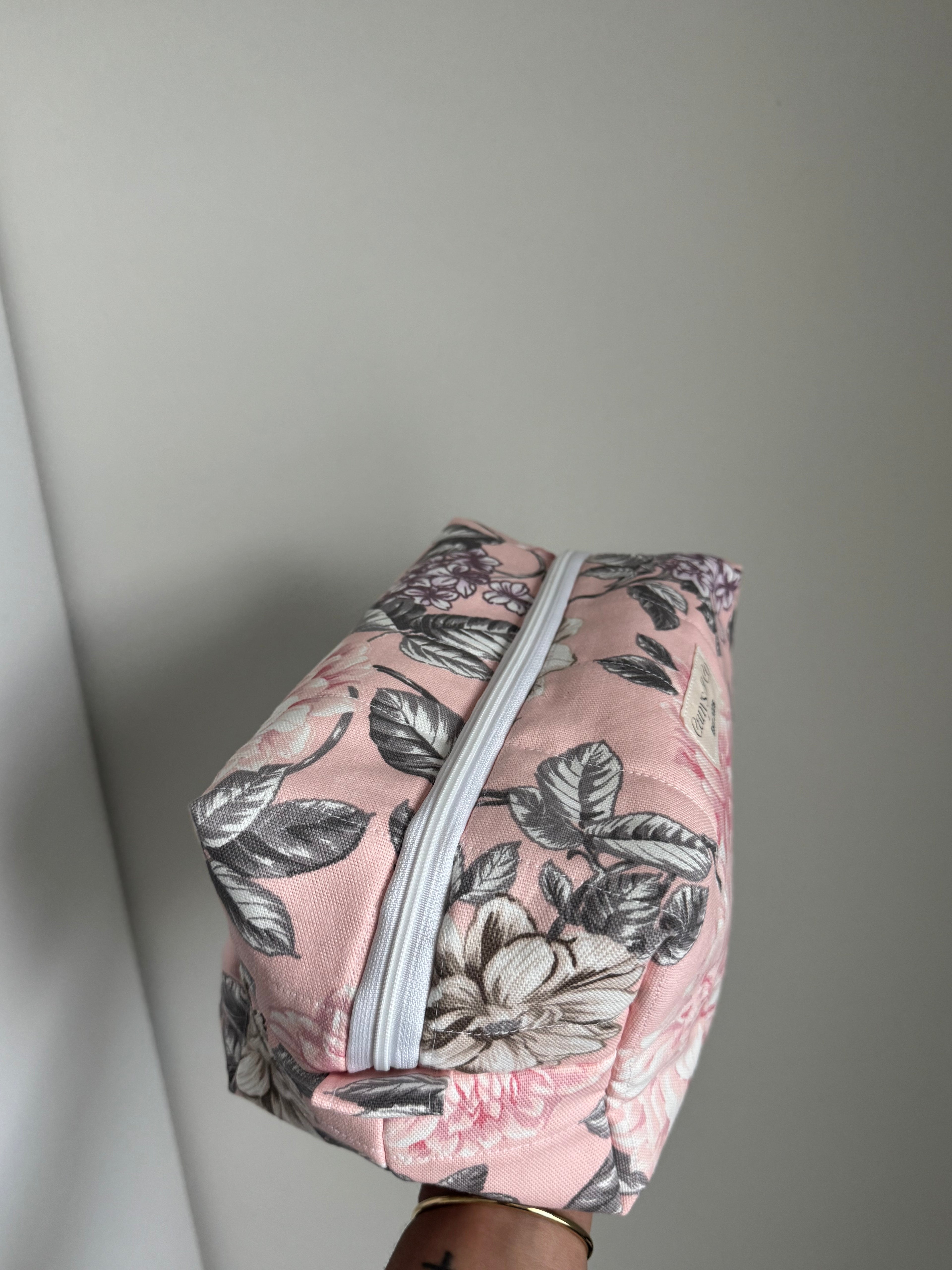 Pink roses