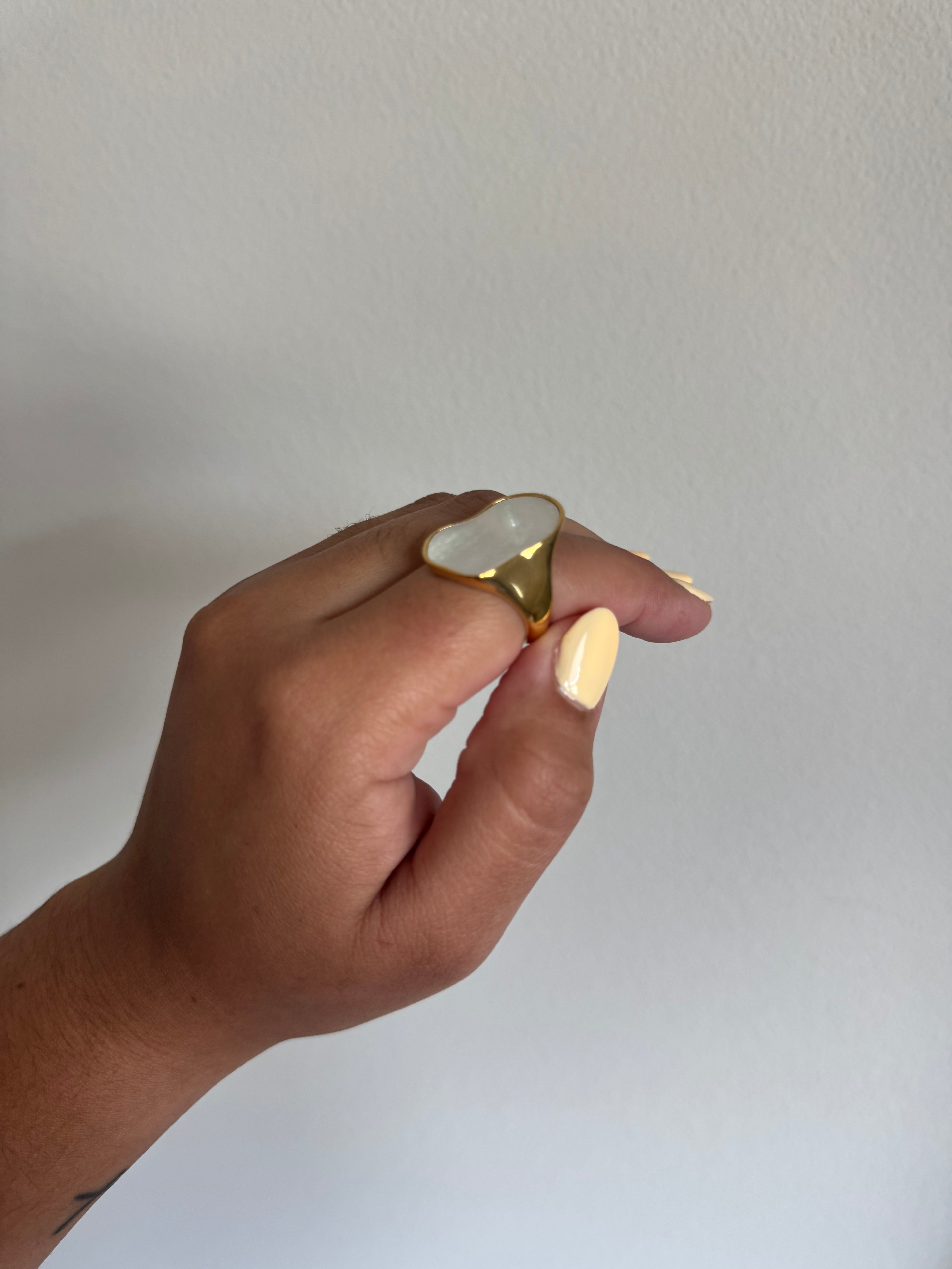Pearl patch adjustable ring
