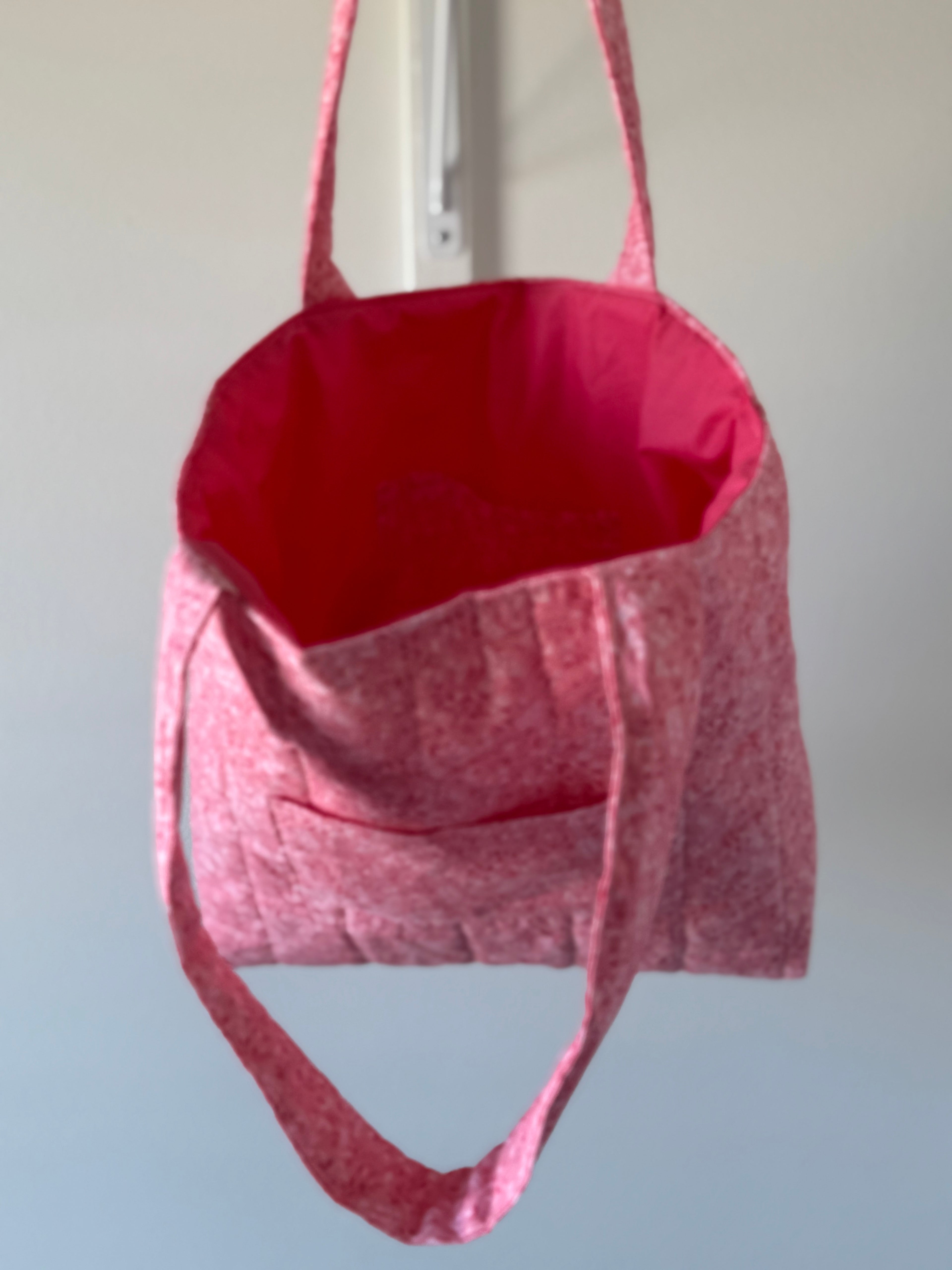 The pink tote bag