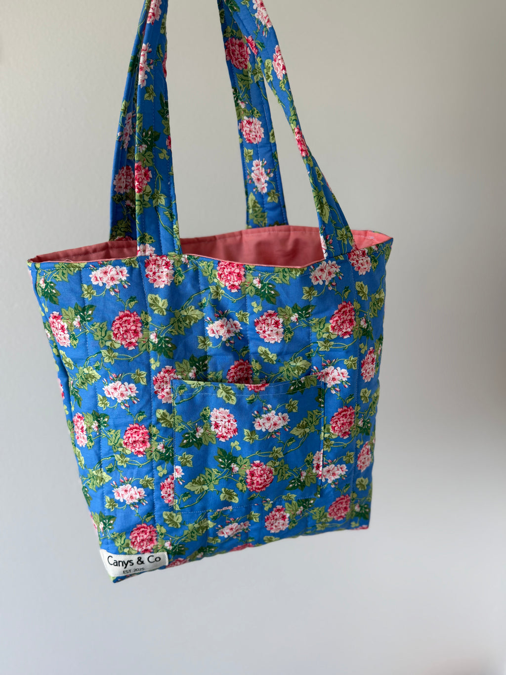 Hydrangea tote bag