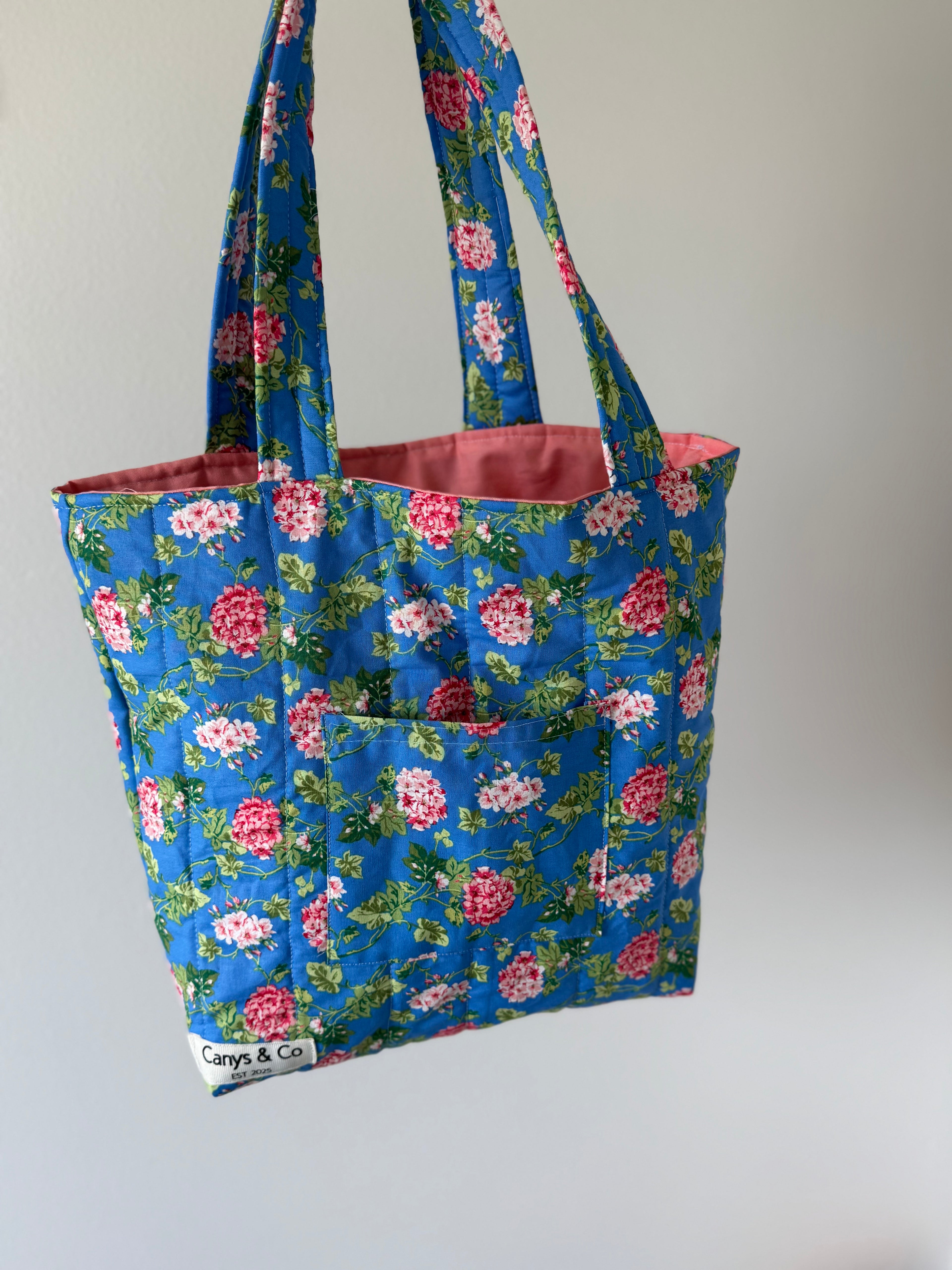 Hydrangea tote bag