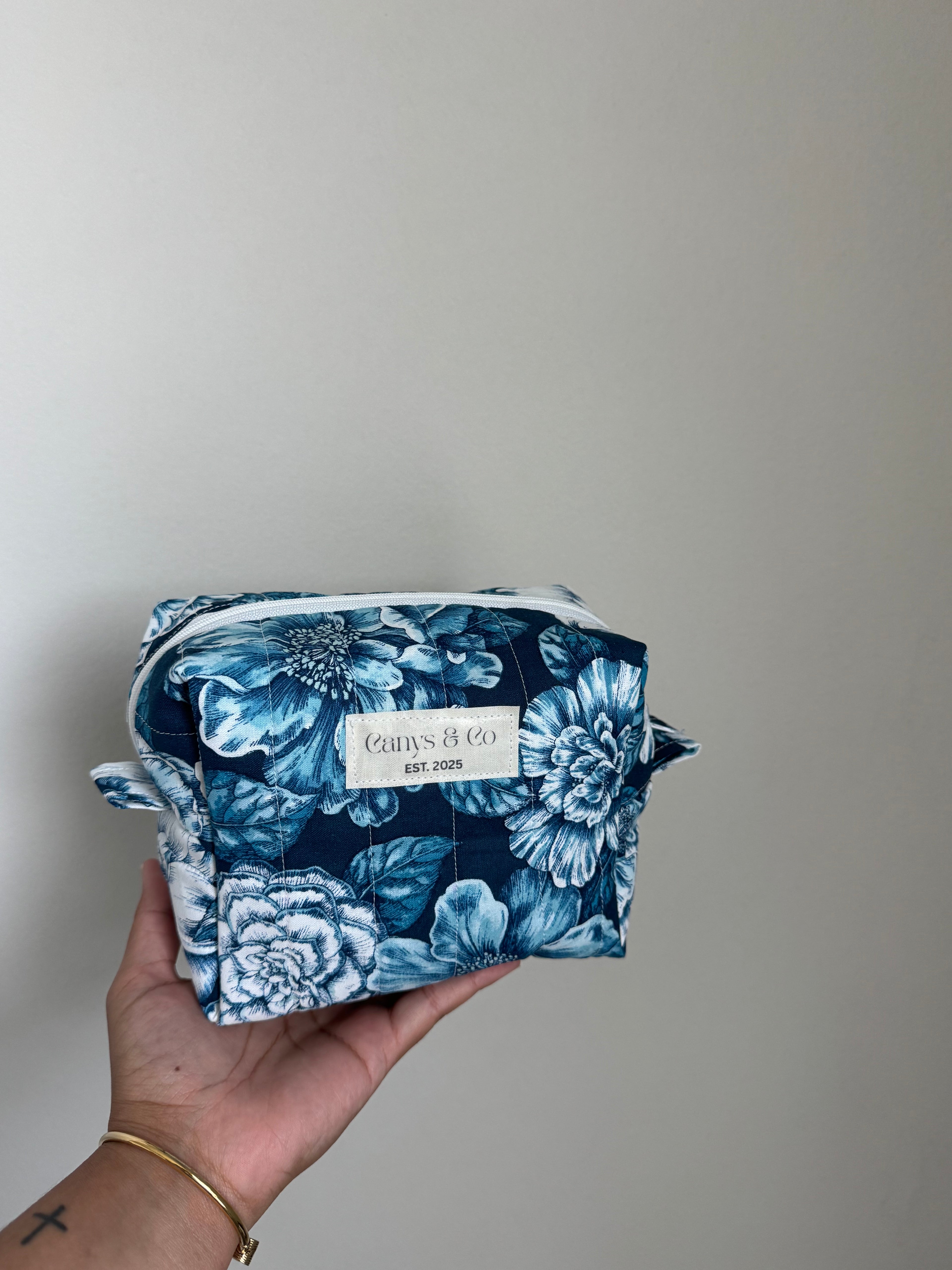 Blue peonies Makeup bag