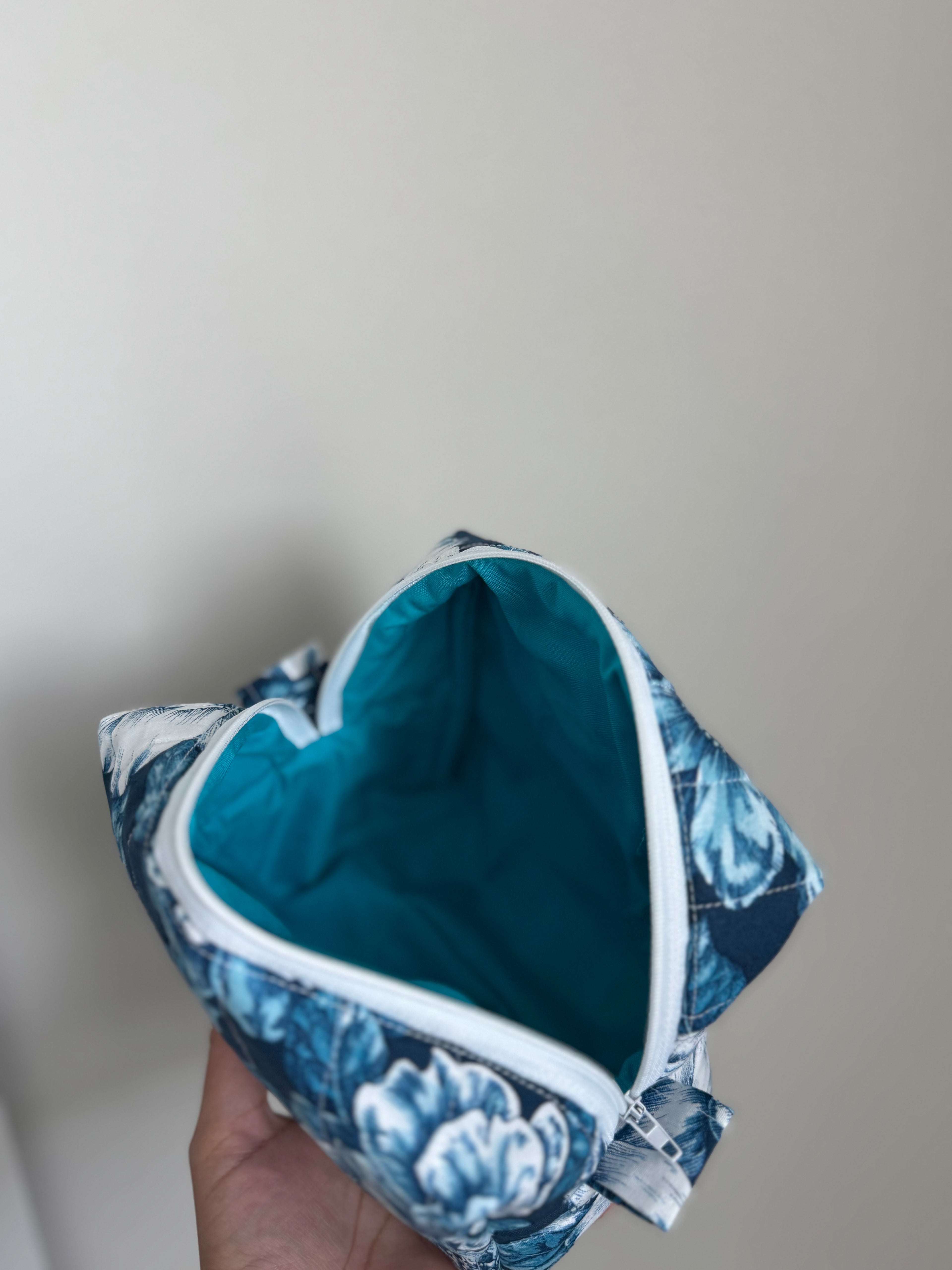 Blue peonies Makeup bag