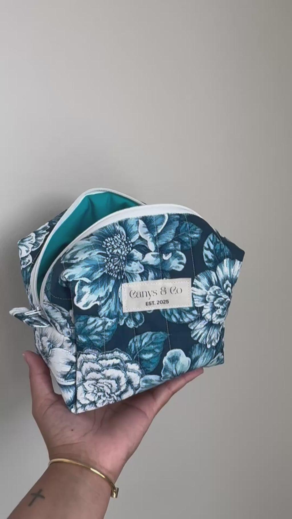 Blue peonies Makeup bag